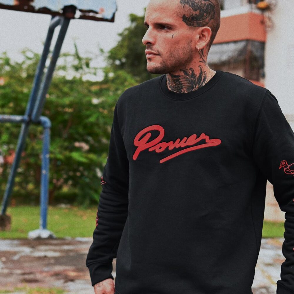 "Dimelo!" sweatshirt