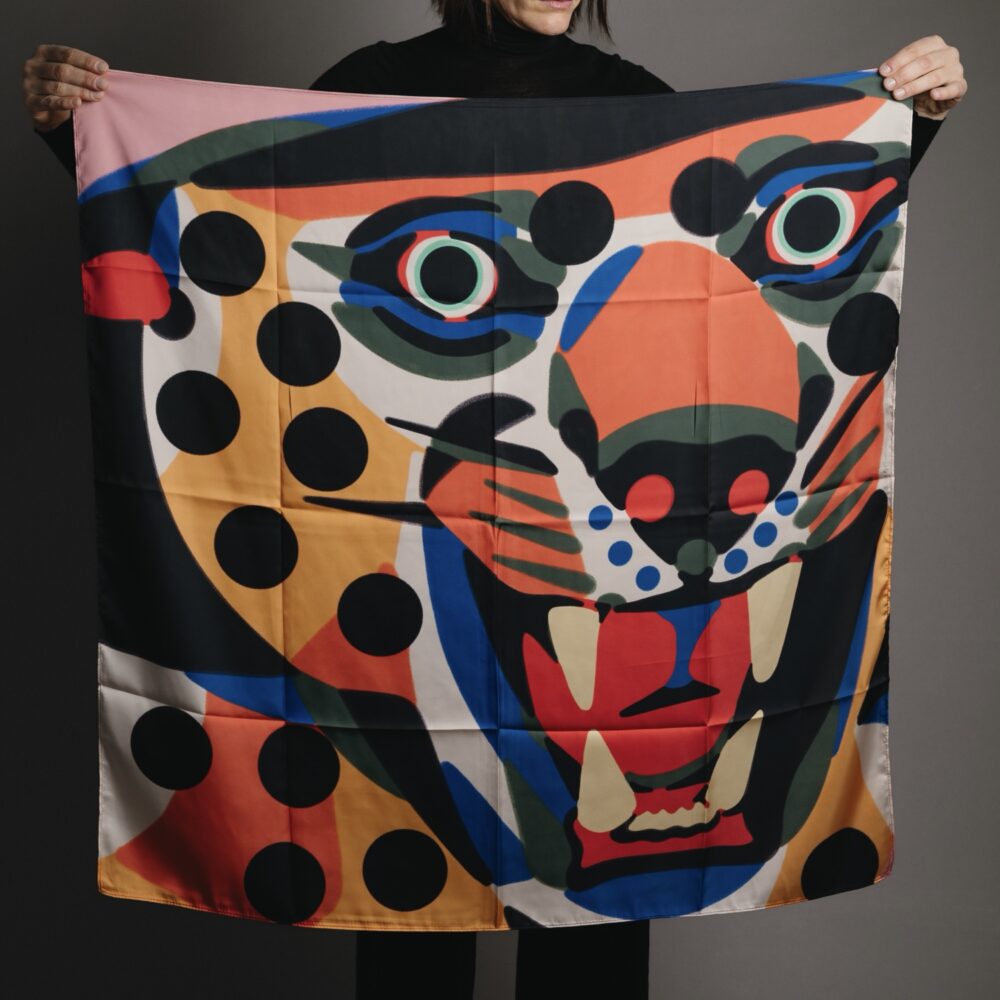“Dust Leopard” Foulard